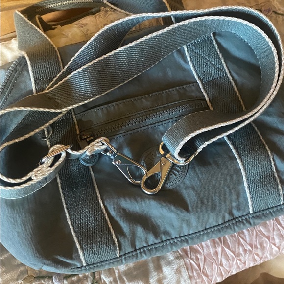 Kipling Blueish green Tote with White Trim - Picture 16 of 16